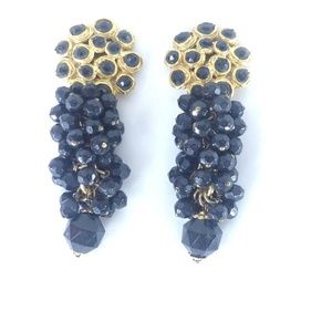 Faux gold and black bead earring